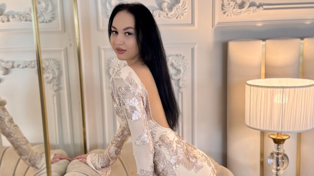 MonicaBass